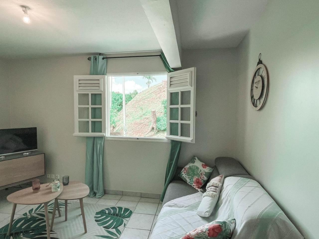 Villas Aumis 2Mr フォール＝ド＝フランス エクステリア 写真